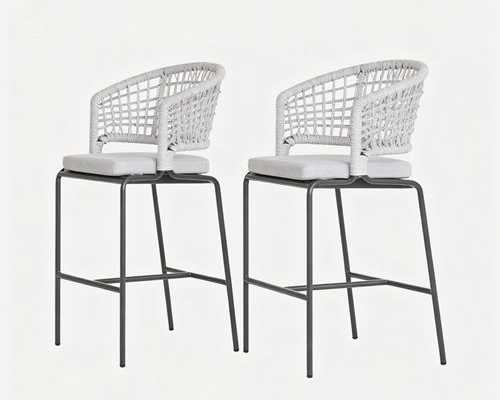 high-quality-outdoor-bar-stools-for-every-patio