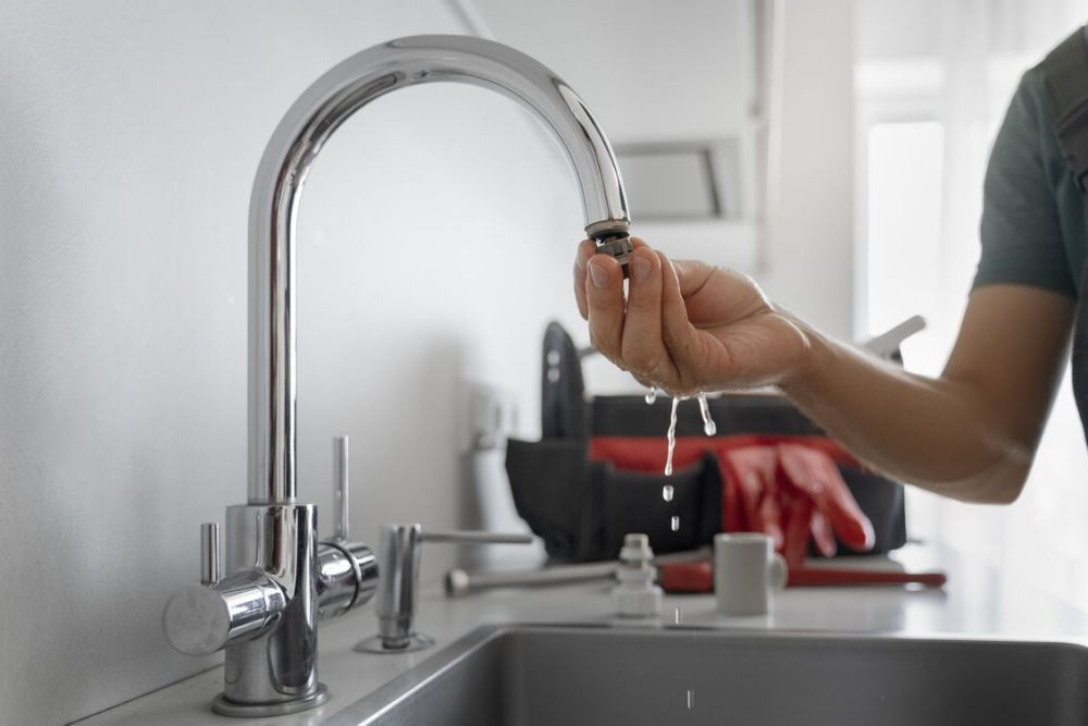 leaking-tap-adelaide-fast-tap-repairs-emergency-plumbers-big-0