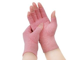 weak-grip-pain-best-compression-gloves-available-now-small-3