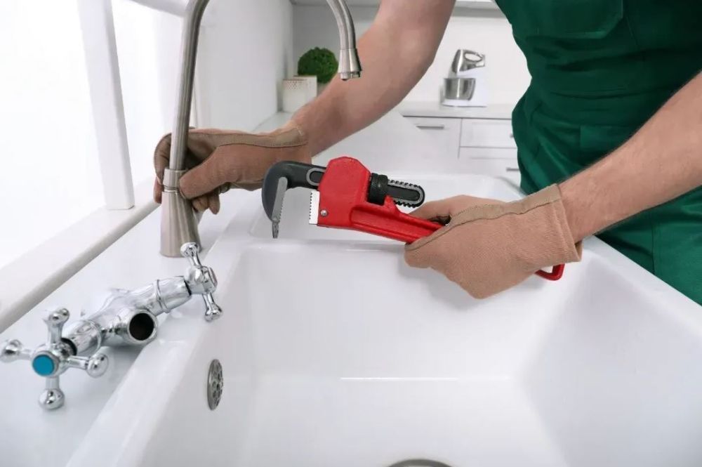 24-7-emergency-plumber-adelaide-big-0