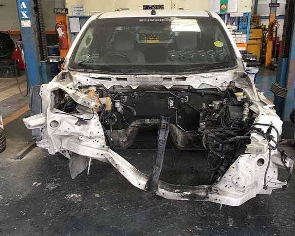 book-car-dismantling-services-for-easy-vehicle-removal-today