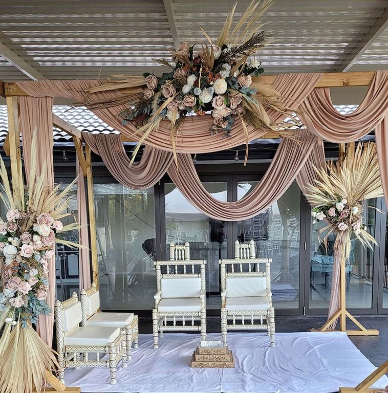 custom-wedding-decor-and-styling-solutions-unique-designs-big-2