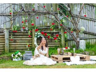 custom-wedding-decor-and-styling-solutions-unique-designs-small-1