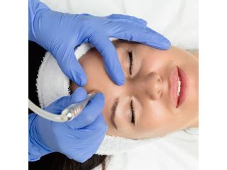 advanced-facial-treatment-clinic-robina-expert-solutions-small-1