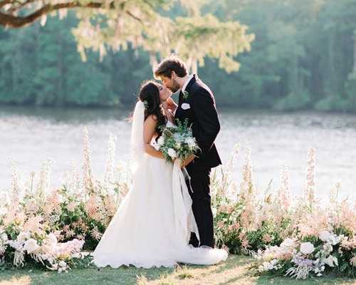 candid-wedding-photography-natural-and-real-moments