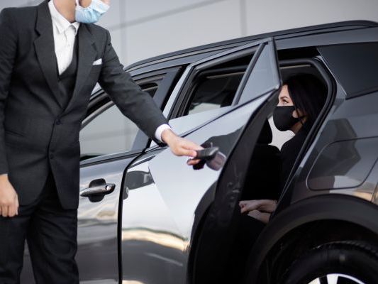 why-is-choosing-a-taxi-in-frankston-better-than-driving-yourself