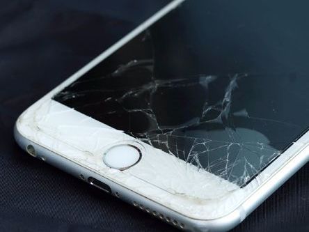 iphone-back-glass-replacement-near-double-bay
