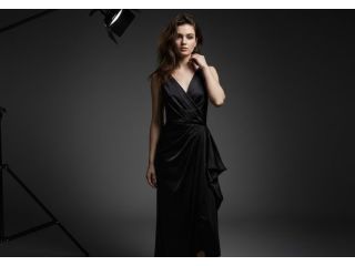 hire-a-creative-fashion-photographer-in-sydney-today-small-0
