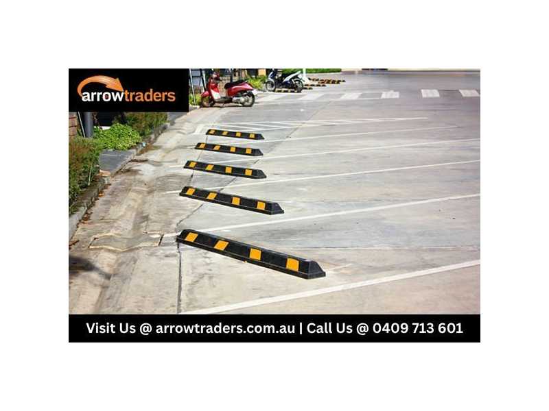 kings-langley-rubber-wheel-stops-small-0