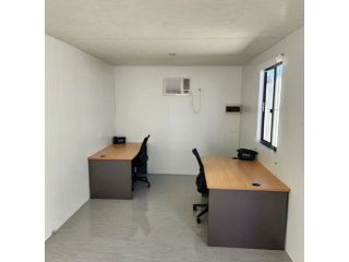 professional-portable-office-hire-near-byron-bay-small-0