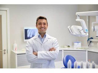 refined-oral-wellness-by-dentist-in-penrith-small-0