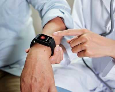 modern-fall-detection-smart-watches-available-across-australia