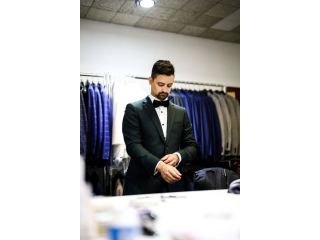 why-are-made-to-measure-suits-the-smart-choice-for-gentlemen-small-0