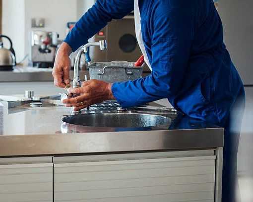faulty-toilets-can-turn-into-expensive-plumbing-emergencies-fast