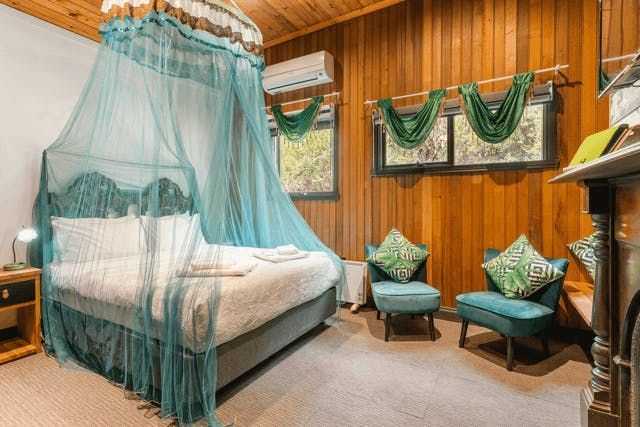 comfortable-accommodation-near-gembrook-for-quiet-breaks-big-0