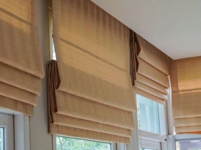 custom-roman-blinds-for-stylish-australian-living-spaces