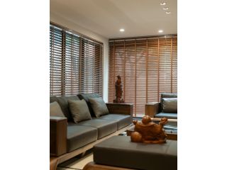 custom-venetian-blinds-designed-for-adelaide-homes-small-0