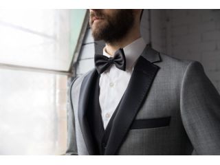 do-bespoke-suits-offer-a-superior-experience-fits-small-0