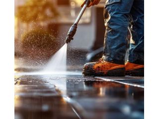 expert-exterior-cleaning-service-for-complete-property-care-small-1