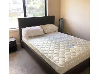 sleeping-on-a-smelly-bed-get-mattress-odour-removal-service-small-2