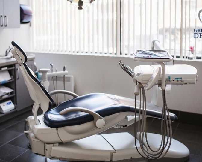trusted-family-care-with-dentist-tuggeranong