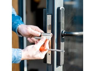 residential-locksmith-in-camden-for-quick-assistance-small-0