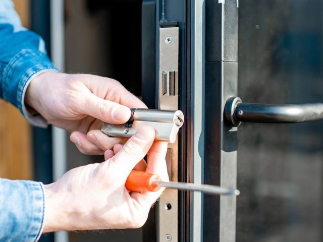residential-locksmith-in-camden-for-quick-assistance