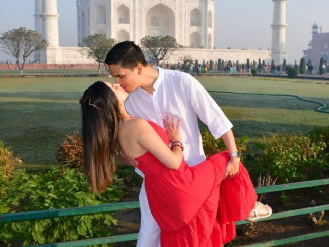 discover-the-magic-of-the-taj-mahal-a-tour-guide