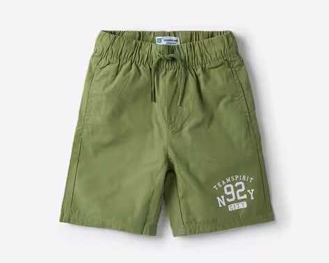 mid-rise-bermuda-shorts-with-insert-pockets
