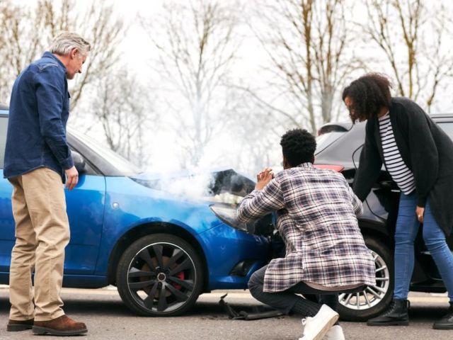 get-back-on-the-road-fast-with-an-accident-hire-car-melbourne