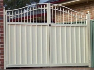 durable-stylish-and-secure-colorbond-gate-solutions-small-0