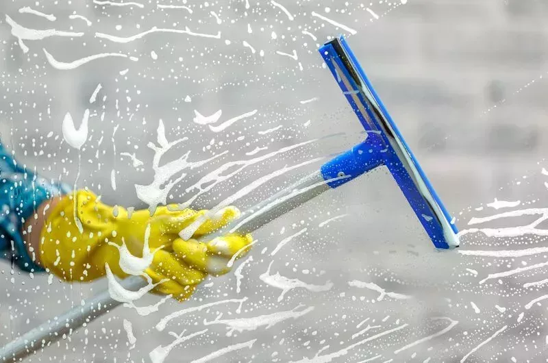 dirty-home-making-you-feel-stressed-get-help-today-big-4