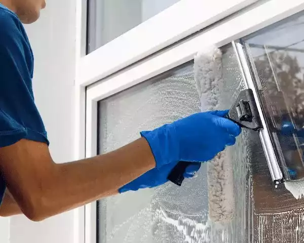 dirty-home-making-you-feel-stressed-get-help-today