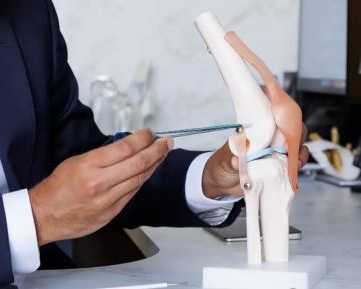 knee-keyhole-surgery-enables-better-knee-movement