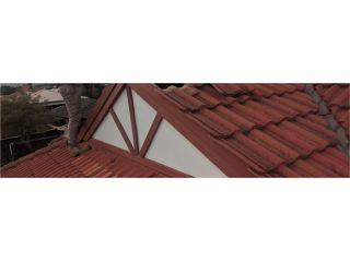 tile-roof-repairs-adelaide-leak-fixes-broken-tile-replacement-small-0