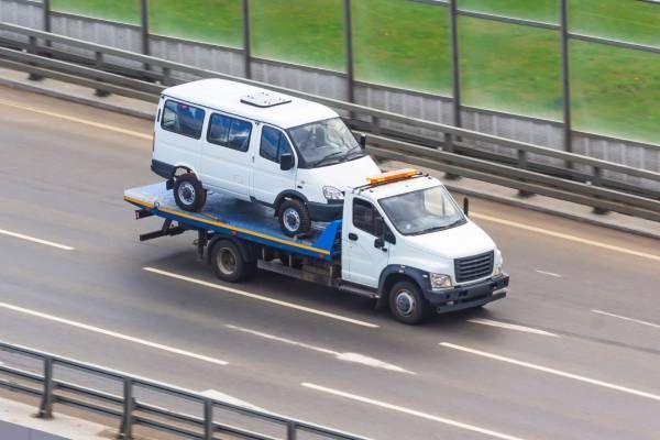 emergency-car-towing-melbourne-fast-help-when-you-need-it-big-2