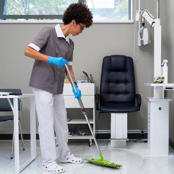 professional-medical-centre-cleaning-burnie-big-0