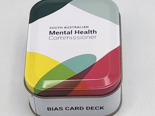 personalised-tin-for-simple-custom-packaging