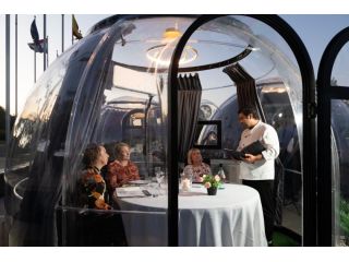 private-dining-domes-in-canberra-luxury-waterfront-experience-small-0
