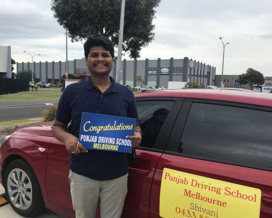 best-driving-instructor-in-point-cook-for-beginners