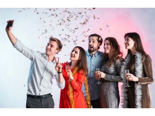 book-affordable-photo-booth-for-party-small-1