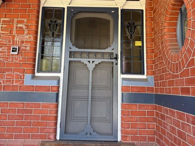 dont-risk-your-safety-install-stainless-steel-mesh-doors-today