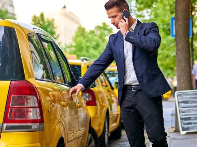 travel-with-ease-with-comfortable-taxi-hire-in-miners-rest