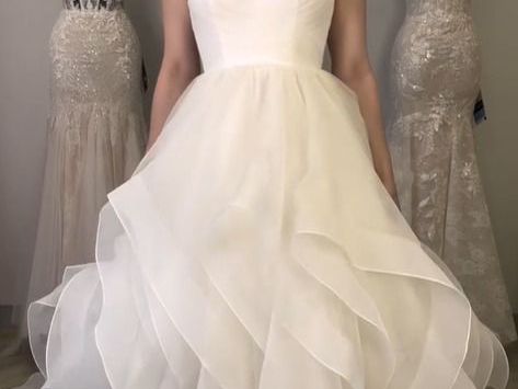 designer-wedding-dresses-bridal-gowns-gold-coast-australia