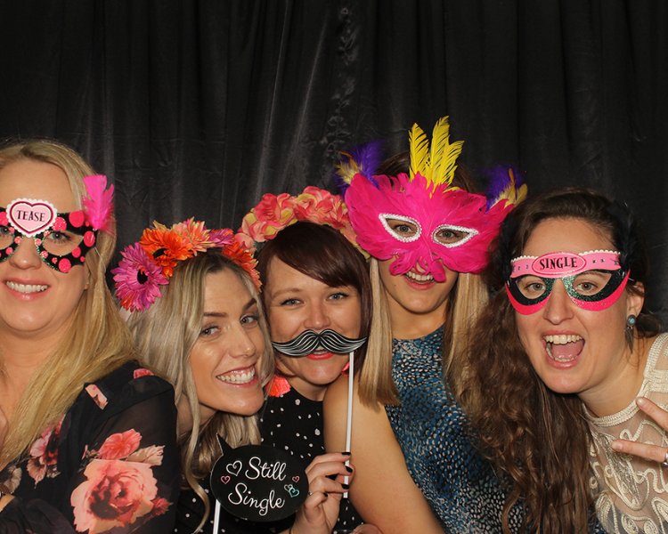 birthday-photobooth-hire-in-melbourne-that-keeps-guests-smiling
