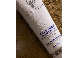 protect-your-skin-every-day-with-aesthetic-sunscreen-care-small-0