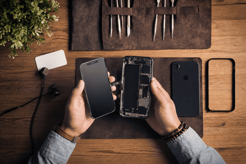revive-your-iphone-with-screen-replacement-in-castle-hill-big-0