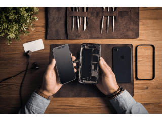 revive-your-iphone-with-screen-replacement-in-castle-hill-small-0