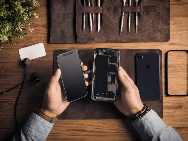 revive-your-iphone-with-screen-replacement-in-castle-hill