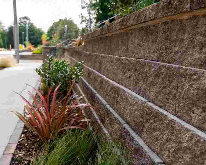 best-retaining-walls-contractor-in-modbury